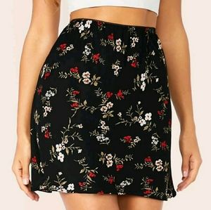 high-waisted floral print skirt